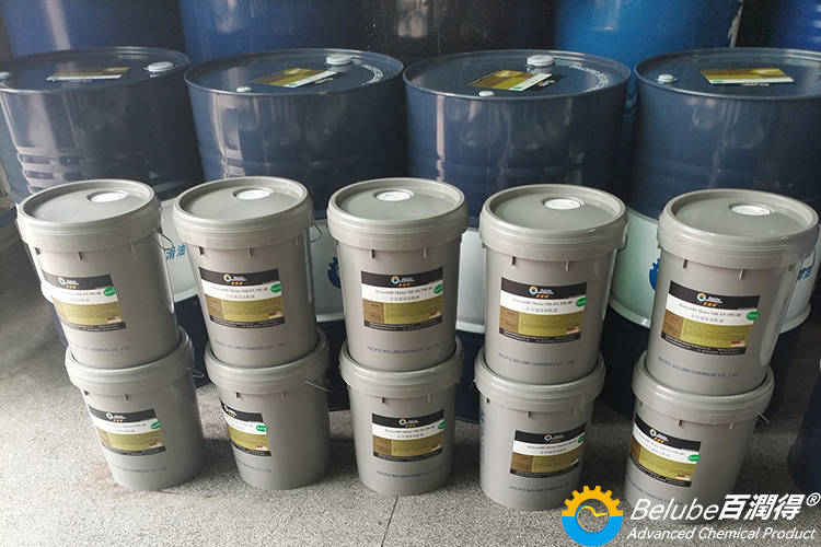 金属齿轮润滑脂变黑的具体原因分析