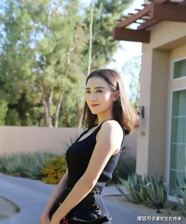 原创女演员宋佳的满背纹身你想评价点什么