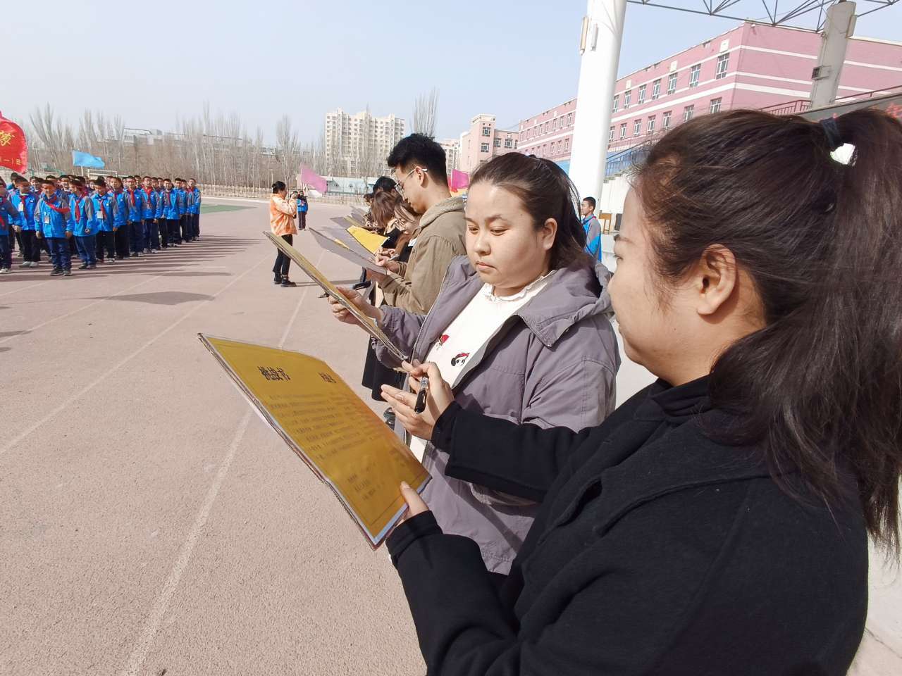 轮台:燃情挑战 共筑梦想