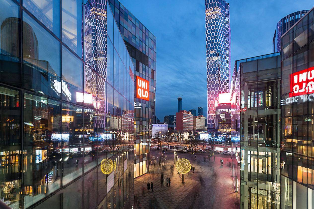 在5公里的生活半径里,国贸,方庄,亦庄,崇文,三里屯等核心商圈如繁星