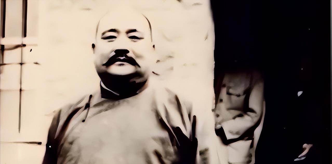 不过今天这个文章和以往的不一样,这次我给大家把刘培中的预言挑几个