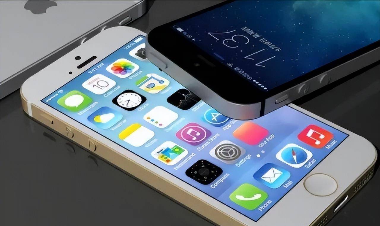 原创中国第一个办手机号的人当年号码随便挑他偏偏挑选了这个号码