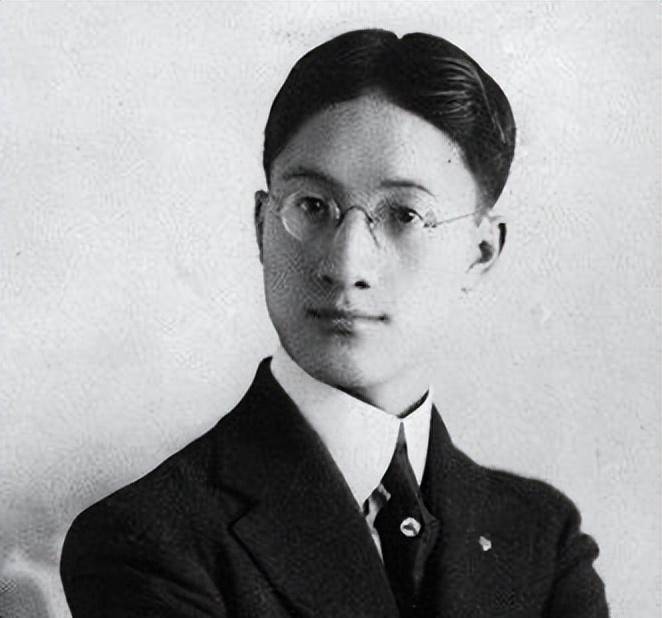 原创一代才女林徽因逝世13位大人物来治丧下人都与太太私交甚好