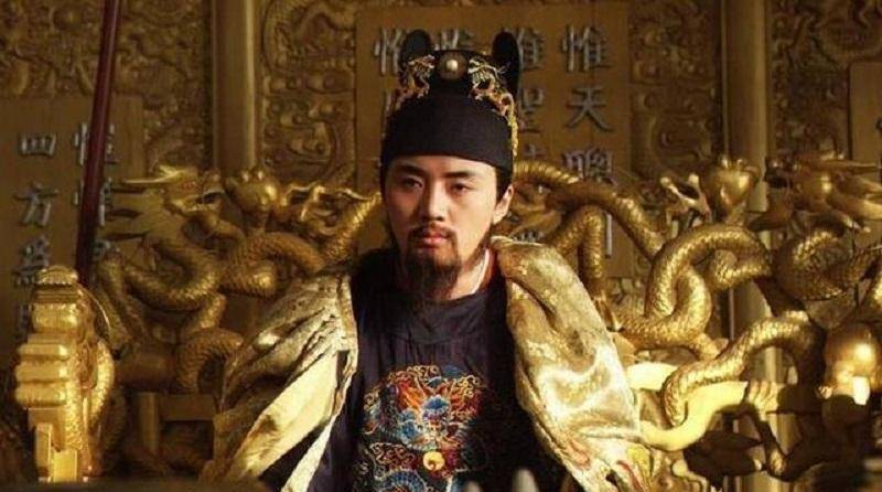 原创李自成进军来犯崇祯为何宁向王公贵戚求捐赠也愿不抄他们的家