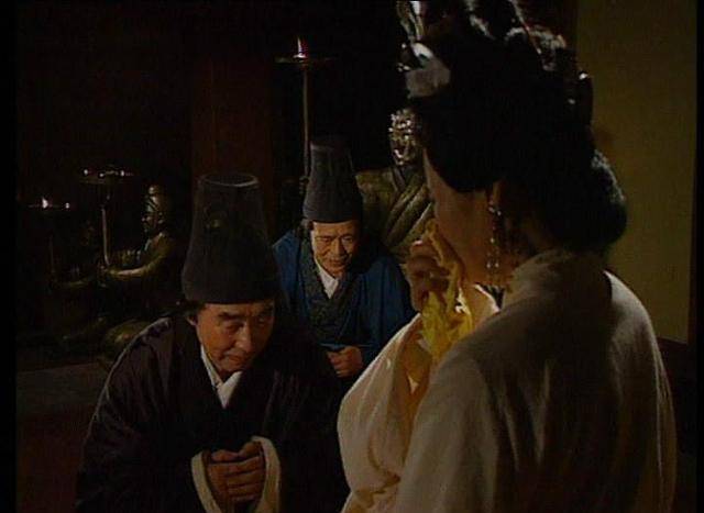 面对铁证,汉武帝哑口无言,只好把御史大夫赵绾,郎中令王臧打入监狱,并