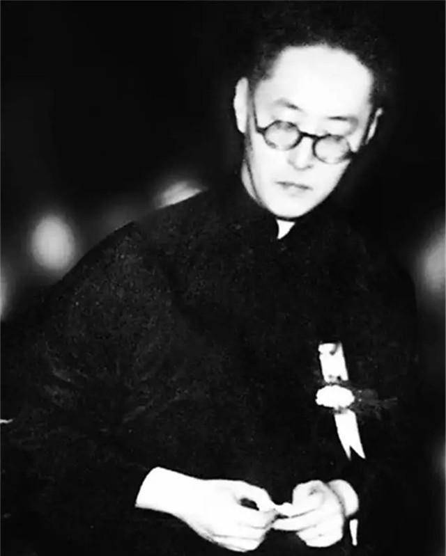 原创孙用蕃给张爱玲当后妈太难一生被误解一辈子没人喊她一声妈