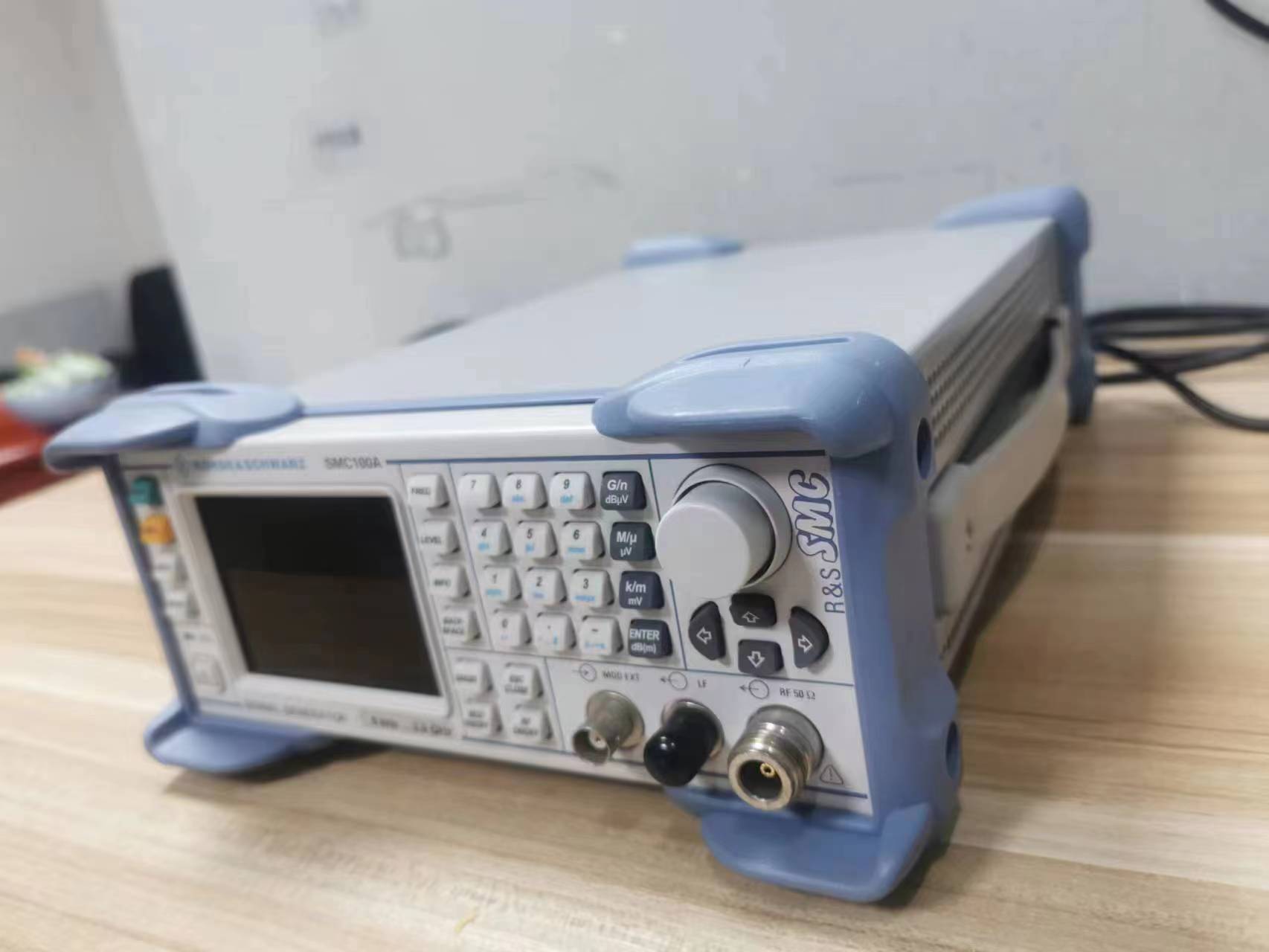 smc100a罗德与施瓦茨smc100a射频信号发生器