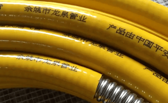 这种"燃气管"容易漏气,可能是"夺命管"?很多家庭还在用,看看你家有吗