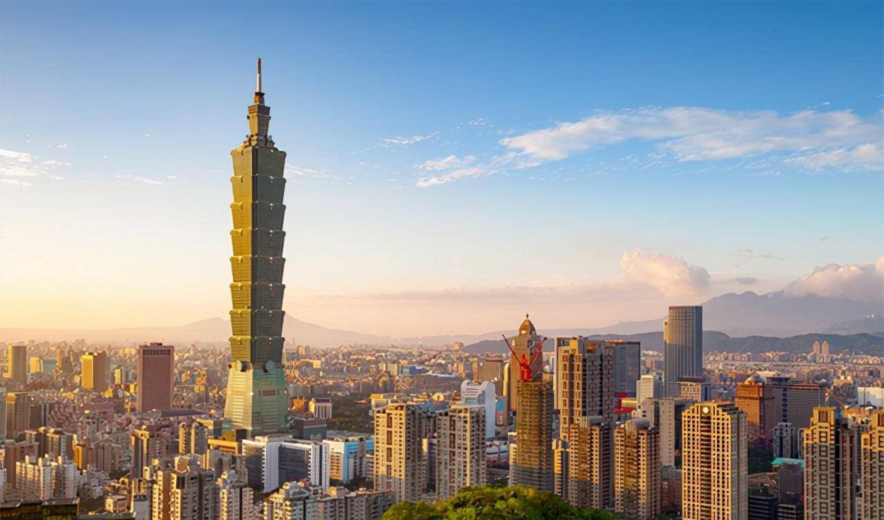 2003年10月,杜鼎由于病情加重,医治无效,不幸于台北逝世,享年97岁.