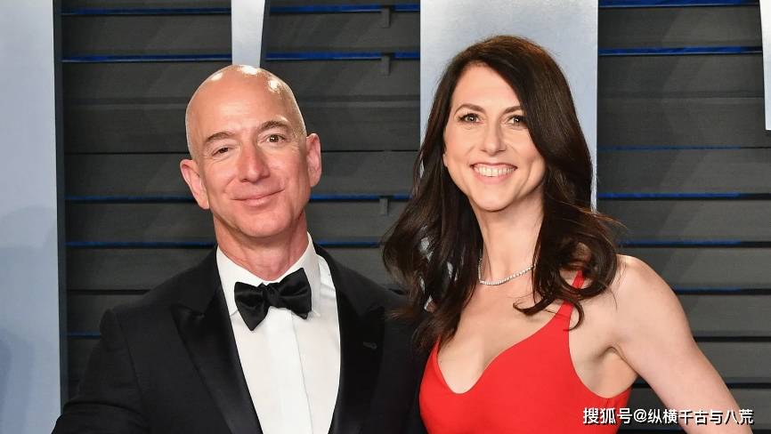 马斯克指责贝索斯前妻是试图毁灭西方文明的人