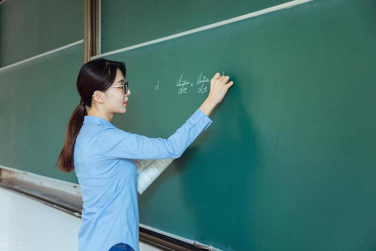 38岁女教师对59岁环卫工一见钟情,对老头疯狂追求:非他不可了_林婷