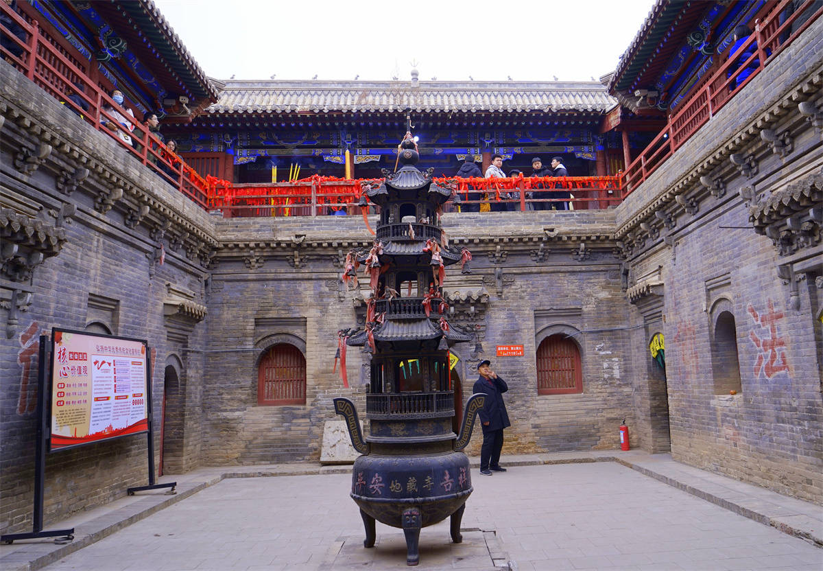 原创集四大文化奇观于一体的暖泉古镇之西古堡