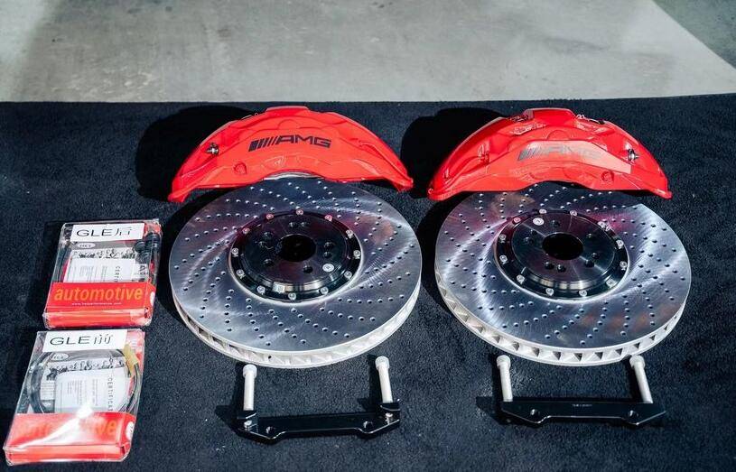 新款奔驰gle350/450改装升级amg10活塞卡钳这个帅不帅_搜狐汽车_搜狐