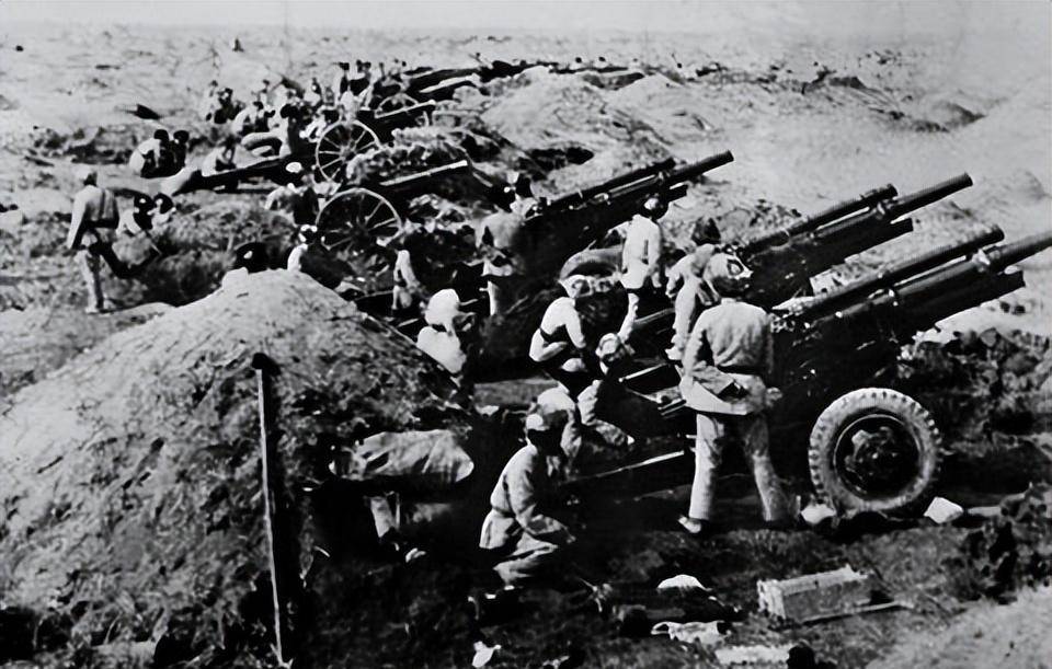 原创1948年廖耀湘被俘宴席上怒摔酒杯刘亚楼请来一人他敬酒三杯