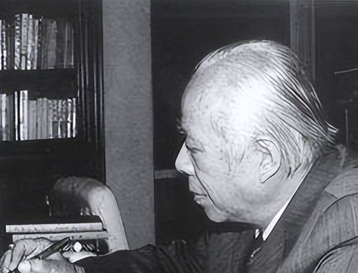 原创85年周而复出访时参观靖国神社被除党籍中纪委16年后为其平反