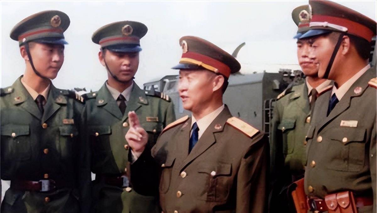 原创人称三不将军父亲住院交了4200他拿到发票当场撕碎