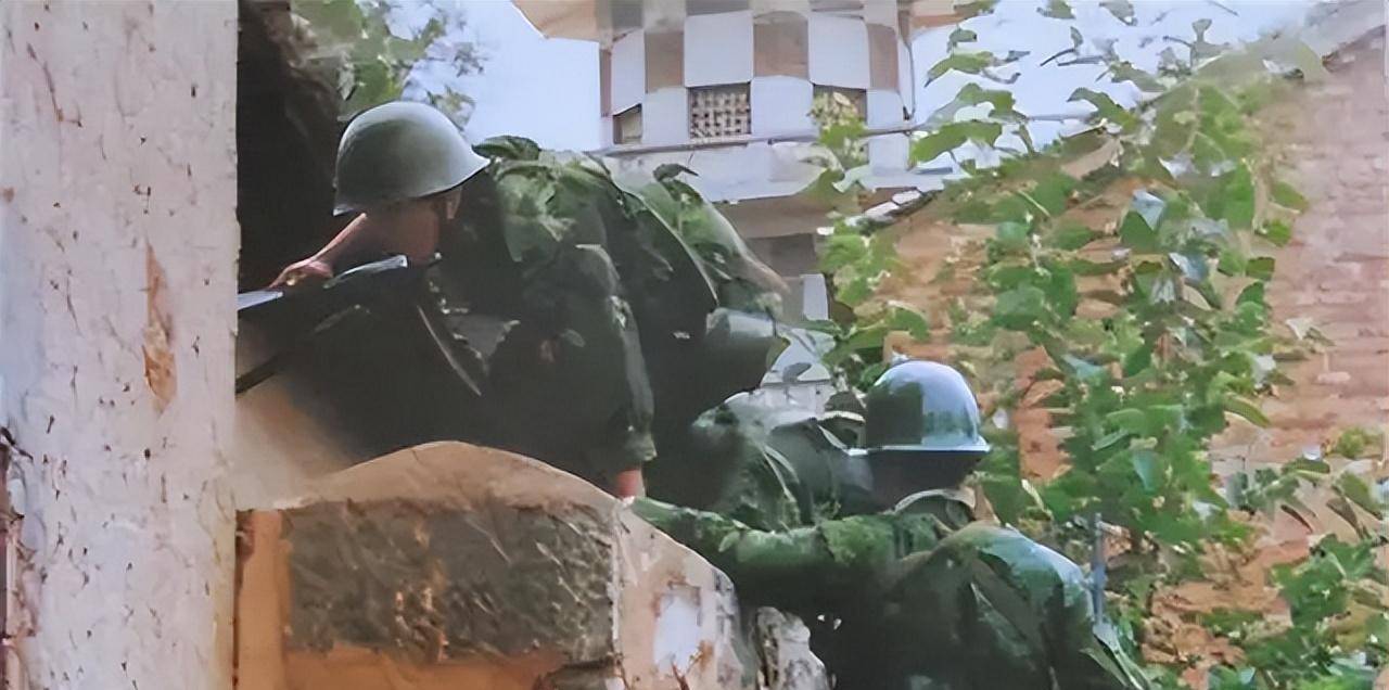 原创1992年平远缉毒有多震撼3000多名武警荷枪实弹毒村被连窝端