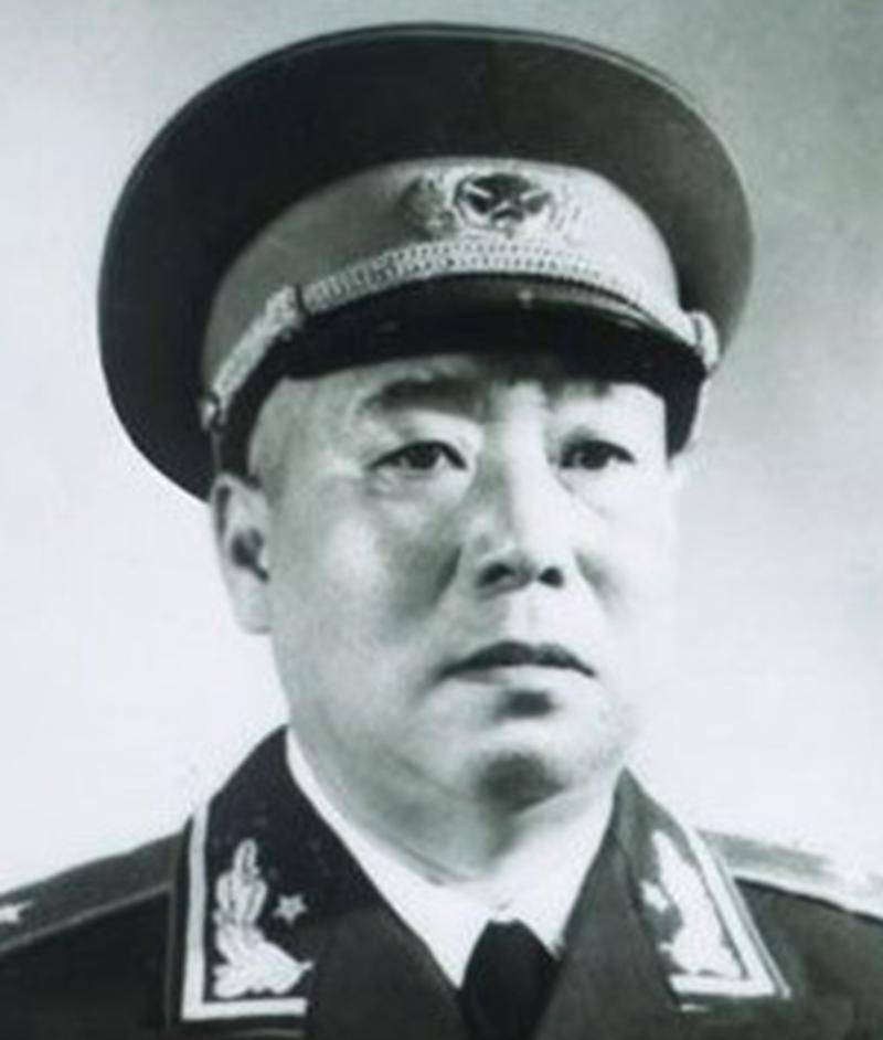 原创他曾担任中央警卫师政委1955年授少将1963年主动离开工作岗位