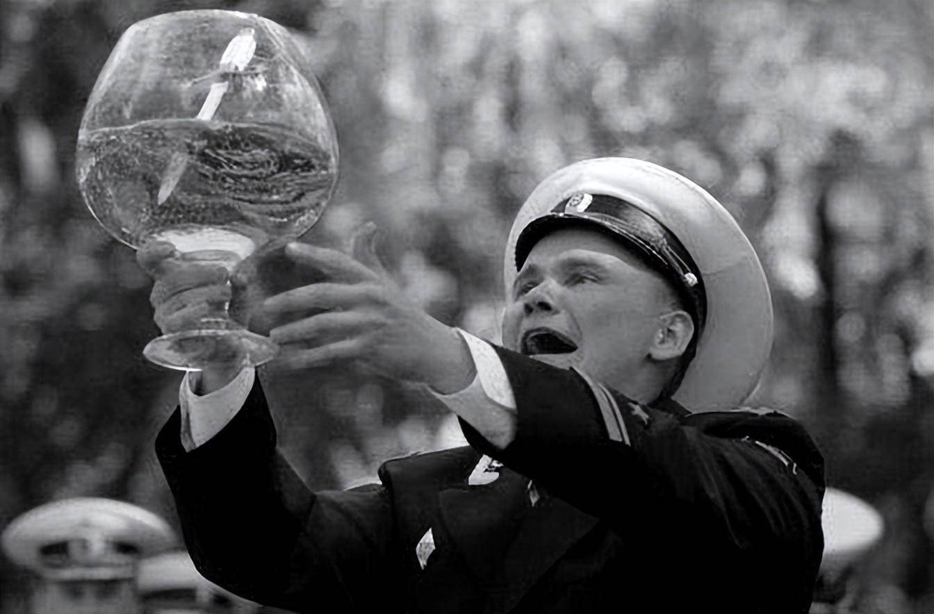 92年中国购买俄罗斯战机苏27多年后军事专家称狗做了大贡献