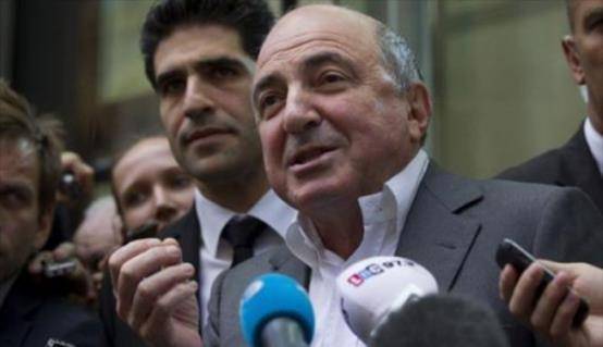 原创寡头之首别列佐夫斯基与普京缠斗13年死前希望能回俄罗斯