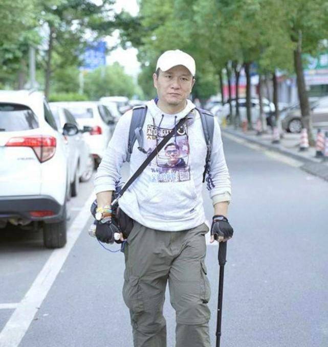 原创女儿得重病父亲维权被诬陷坐牢5年改判无罪2018年索赔4000万