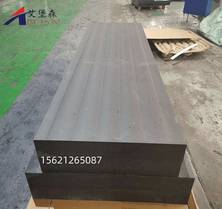 焊接:将铅硼聚乙烯板材通过特殊的焊接工艺连接在一起,形成较大的