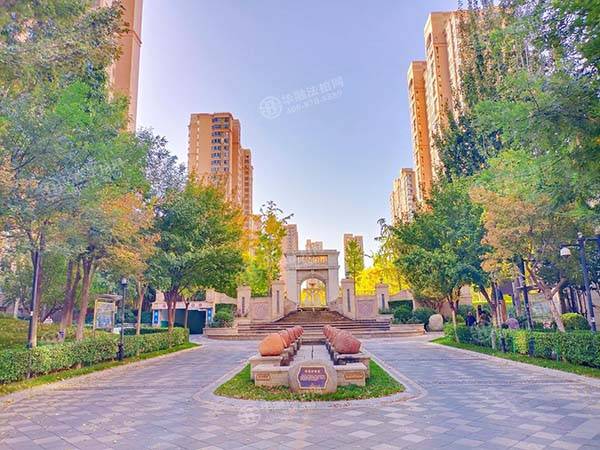 北京法拍豪宅世华泊郡上拍