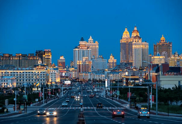 去内蒙旅游大概要花多少钱?内蒙5日游