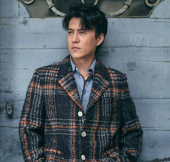 原创临阵换女主完美男神靳东大发雷霆辞演赔违约