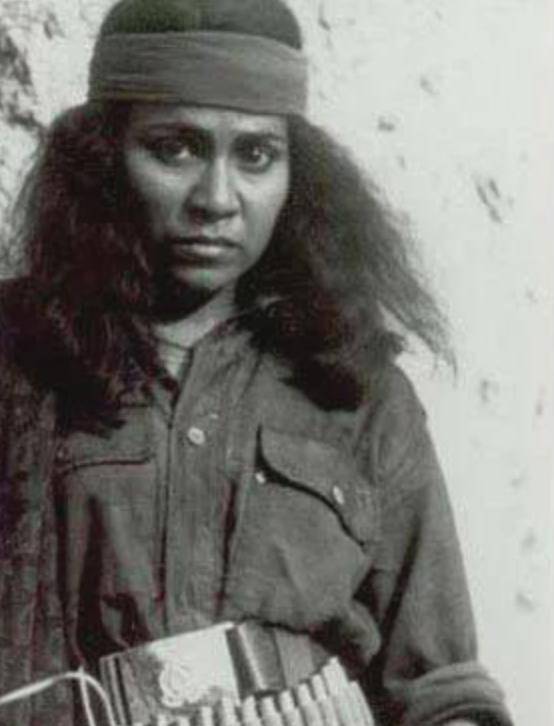 原创印度女匪王普兰戴维11岁被性侵18岁屠杀全村男人比想象中更狠