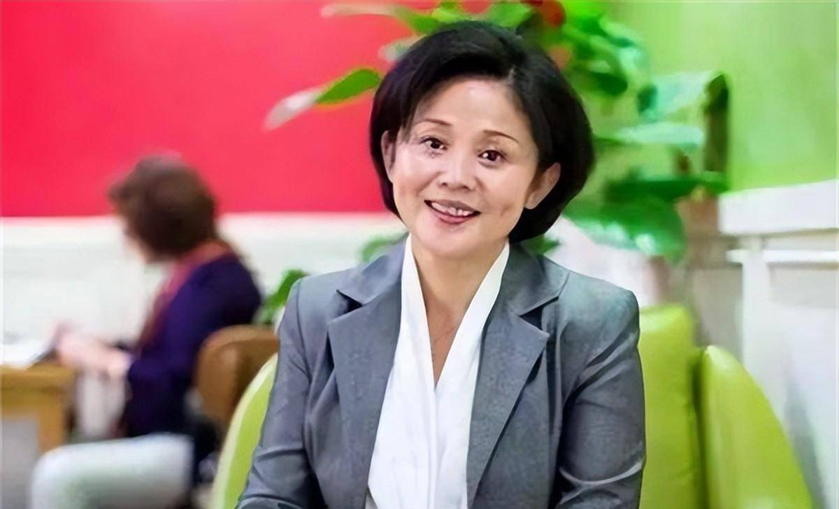 原创前央视主持患癌后痛心反问现在还有多少人过着我从前的生活