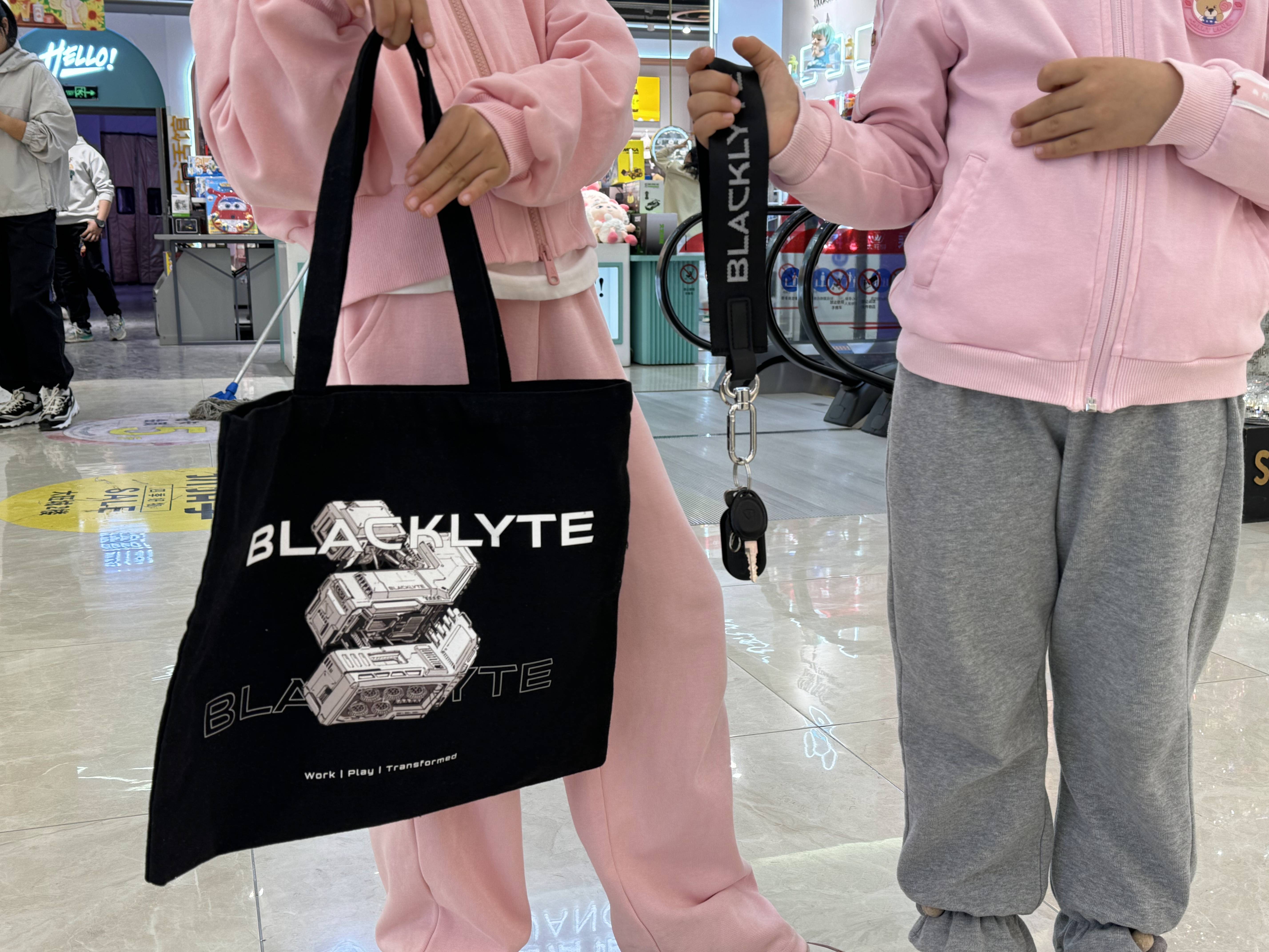 Blacklyte逐夜 逐·浪电竞椅体验评测：软件行业从业者的真实体验感受