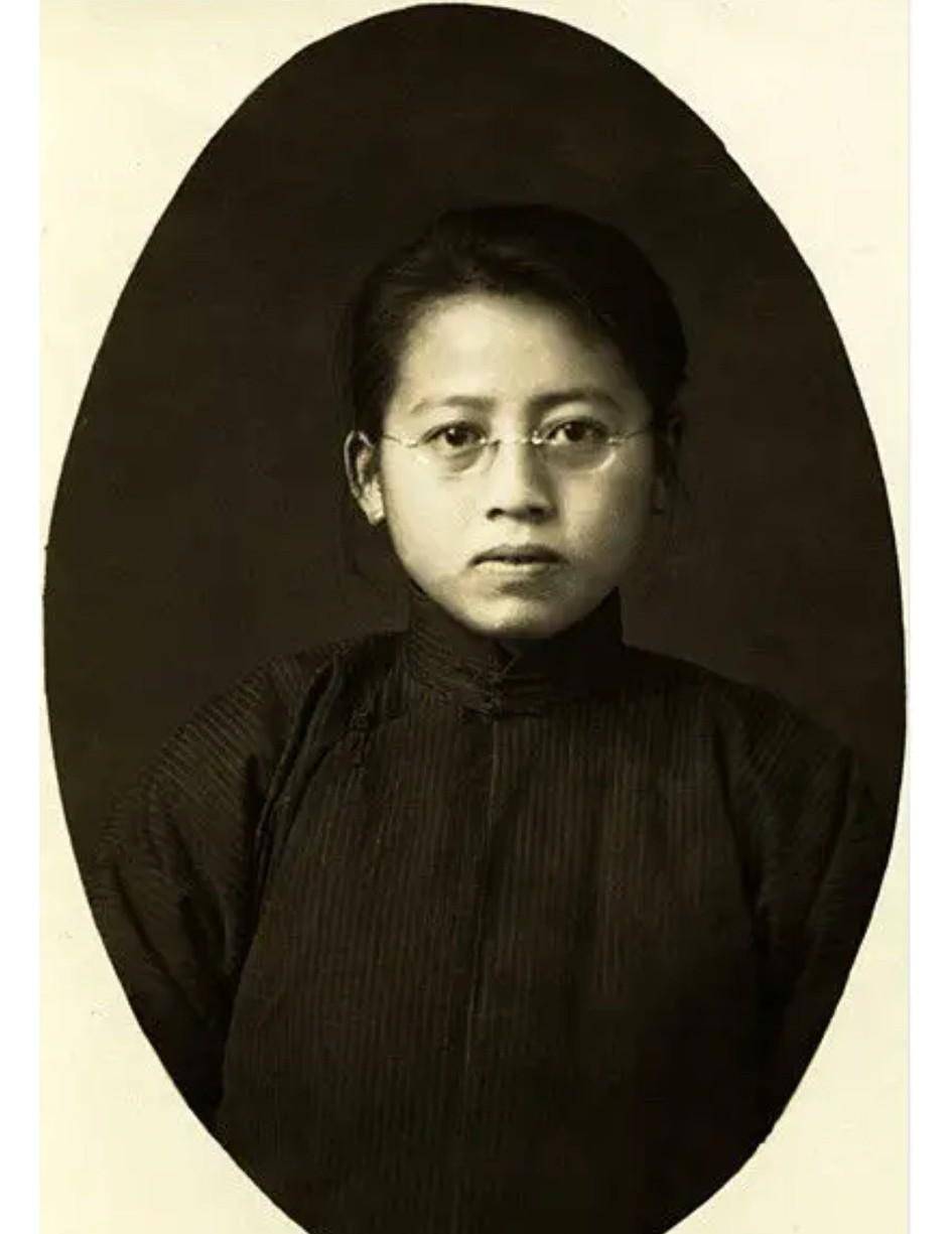 国学大师黄侃风流好色结婚9次娶了2个学生被师母痛骂