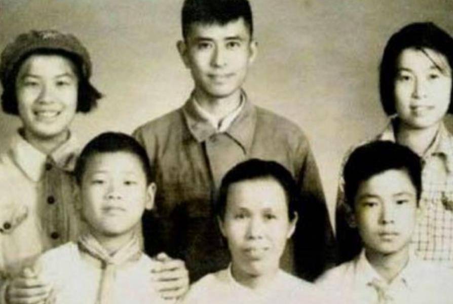 原创戴安澜殉国后夫人捐出所有抚恤金老部下愧疚半生不敢见戴家人