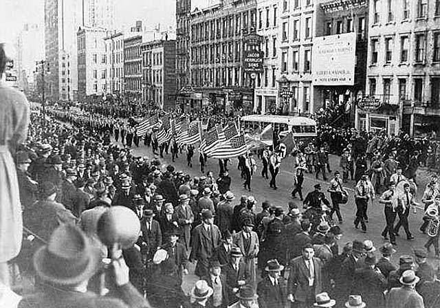 原创何鸿燊多次坑霍英东后霍启刚与郭晶晶结婚何鸿燊坐轮椅送祝福