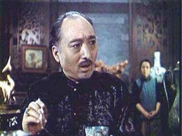 原创陈佩斯父亲陈强恶霸演得太逼真险些被打死晚年和儿子演喜剧