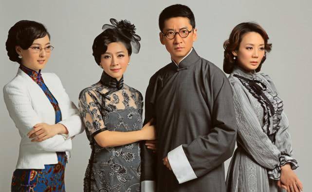 但是,林徽因选择梁思成,并非单纯门当户对,媒妁之言,而是两人共同对