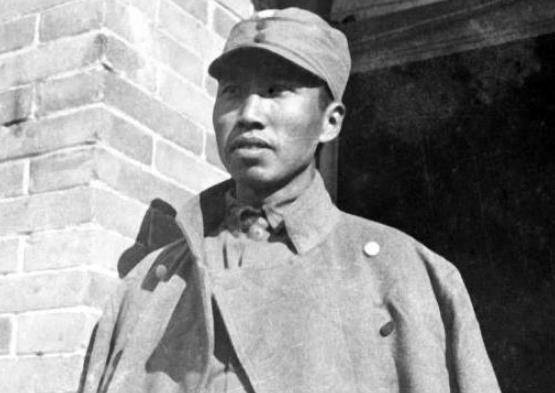 原创他是独眼将军左权在他旁边牺牲为维护国家形象拒绝中央命令