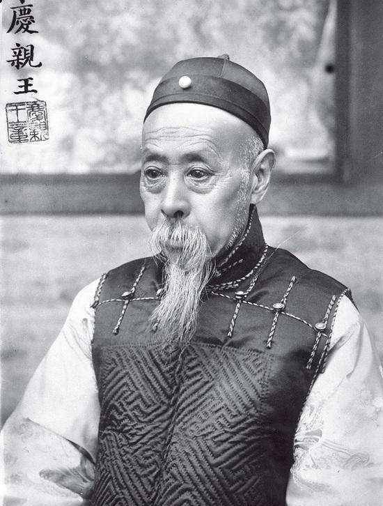 原创末代皇帝溥仪退位时大清朝的12名铁帽子王的态度是怎么样的