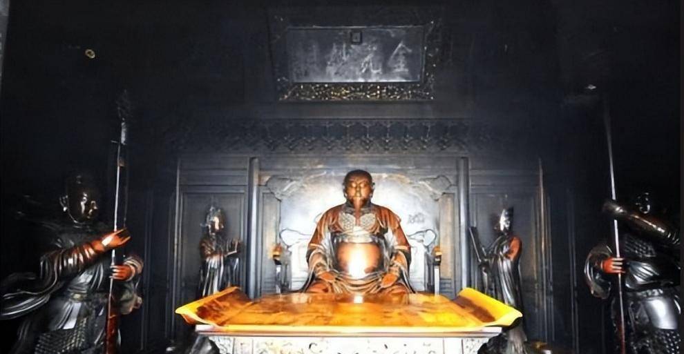 揭秘武当山长明灯媲美秦陵鲛人灯明朝至今600年是否从未熄灭