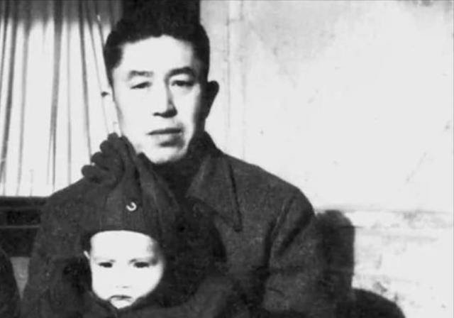 原创1983年前妻想要复婚遭郑洞国拒绝我的工资还不够她花10天