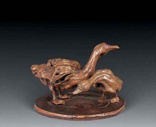 户花500万订制藏獒根雕,长4米重达3吨,如今"烂"成废柴_人们_价格_心理