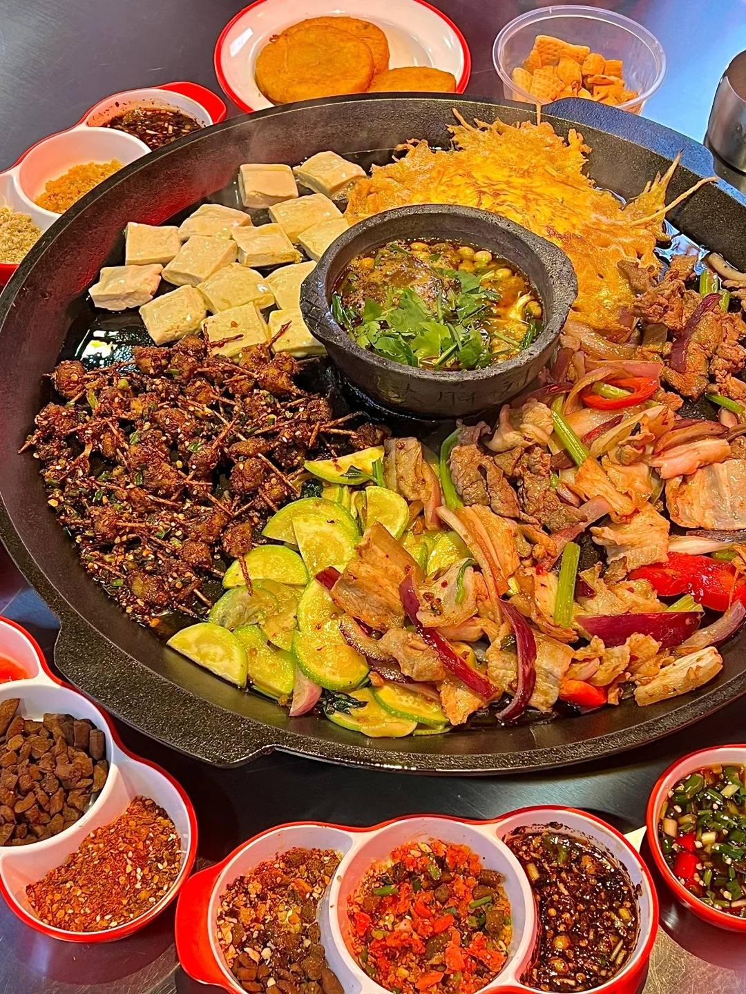 贵州旅游6天5晚多少钱,贵州旅游美食攻略,去贵州再也不担心饿了_贵阳_