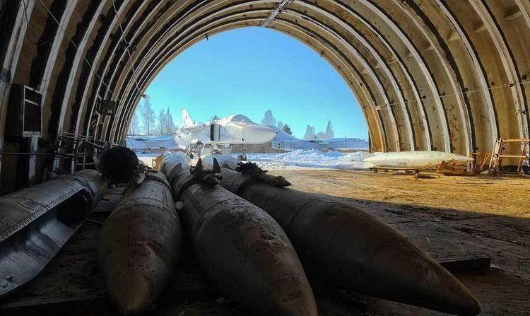 原创1961年沙皇炸弹又名大伊万爆炸令全世界瑟瑟发抖