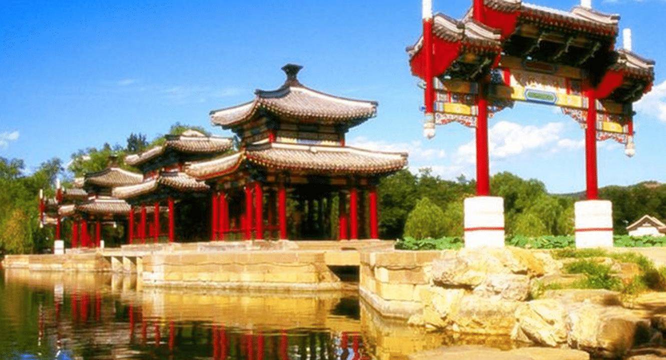 清朝花了89年才修建完避暑山庄,真的是避暑这么简单吗?并不是_宫殿_公