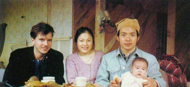 顾城杀妻案一段三角畸恋三个失败的人生诗人的爱太奔放