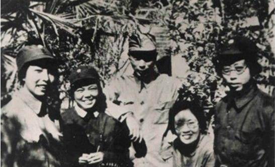 原创原创左权牺牲后妻子刘志兰改嫁的对象让人意外后来做的事非常难得