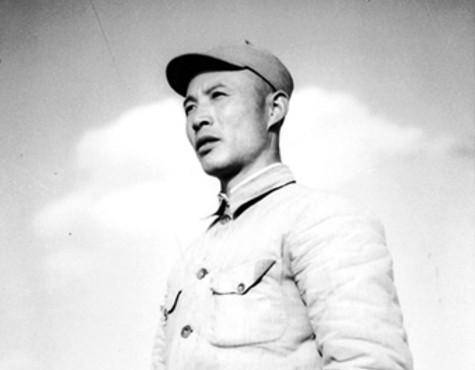 从5月2日开始,冀中军区司令员吕正操和政委黄敬率领部队与敌人巧妙