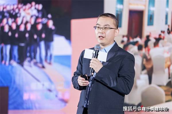 咖乐美总经理兼创始人王猛王总上台致欢迎辞,向莅临本次庆典的各位