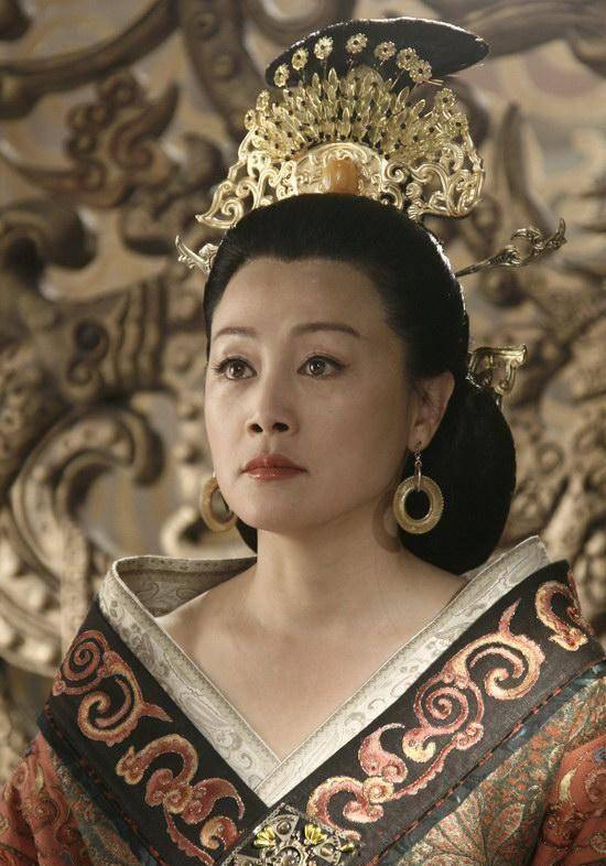 曾是人人尊崇的女性权欲熏心色令智昏亲手杀子成一代妖后